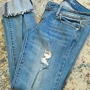 Jeans, cropped, distressed